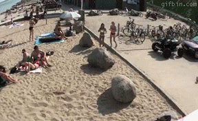 Неудачный паркур на пляже